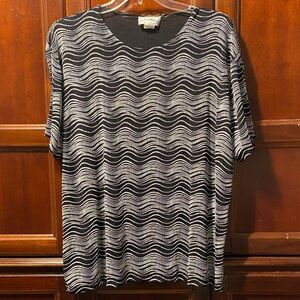 Frazier Lawrence black & white short sleeve size 3X stretchy pullover top